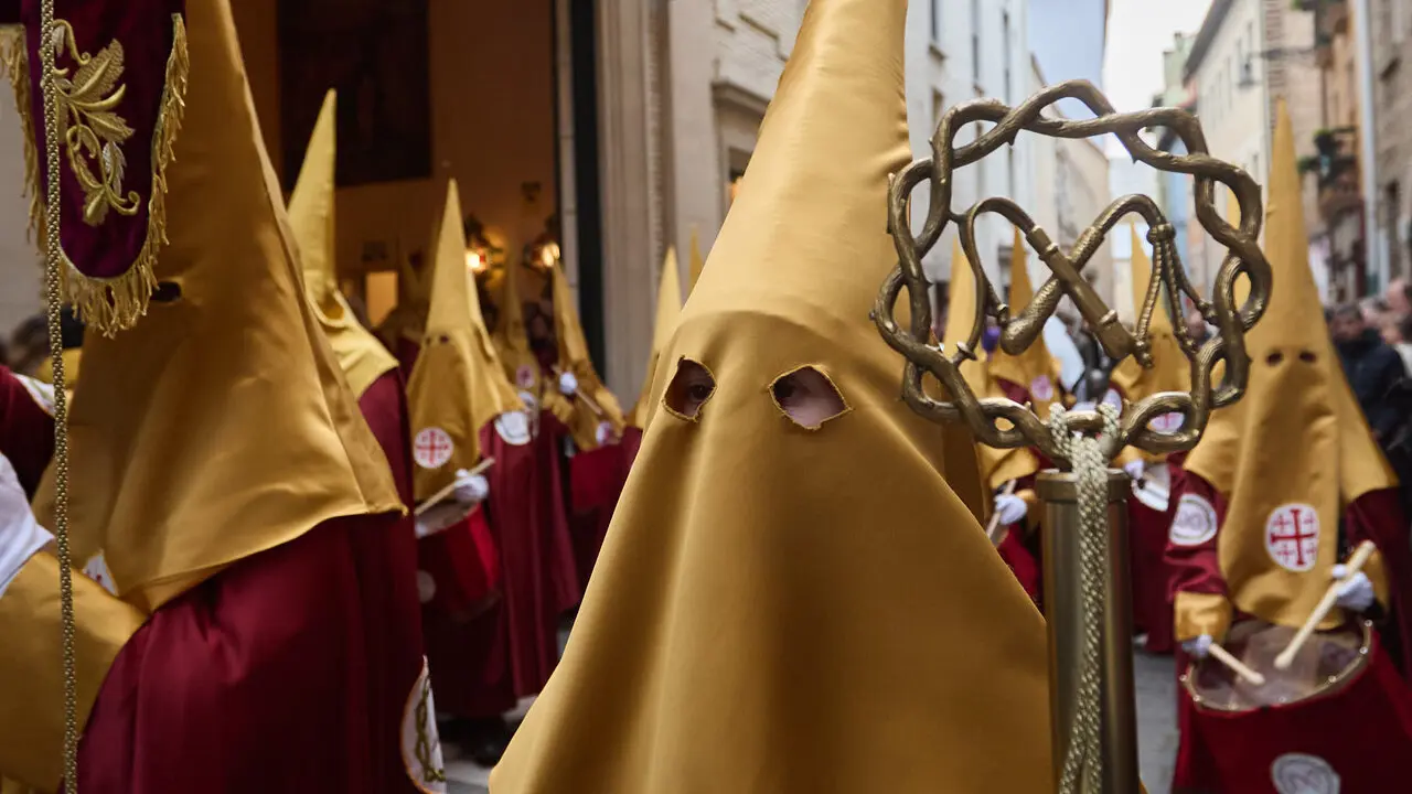 Procesi&oacute;n de Jueves Santo 2026 por las calles de Pamplona. I&Ntilde;IGO ALZUGARAY