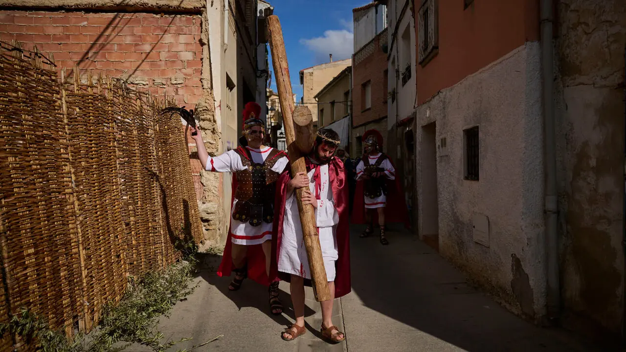 Pasi&oacute;n viviente de Andosilla durante Semana Santa 2026. PABLO LASAOSA