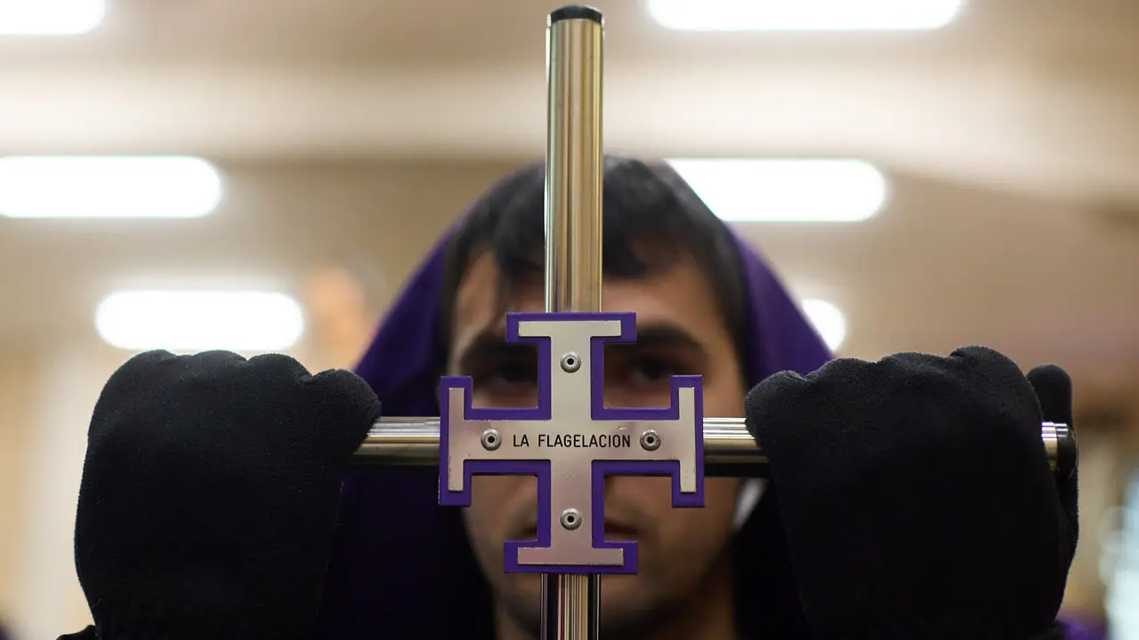 Procesi&oacute;n de Viernes Santo 2026 por las calles de Pamplona. I&Ntilde;IGO ALZUGARAY