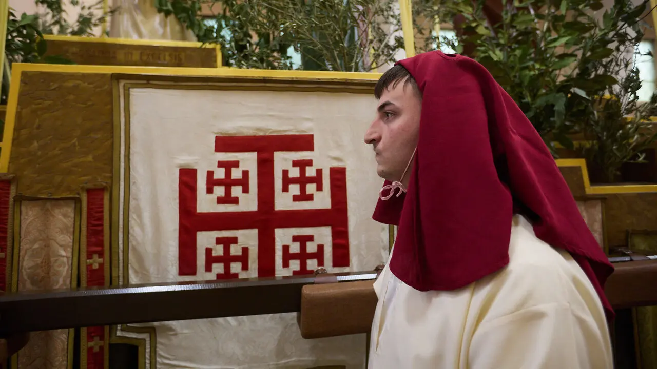 Procesi&oacute;n de Viernes Santo 2026 por las calles de Pamplona. I&Ntilde;IGO ALZUGARAY