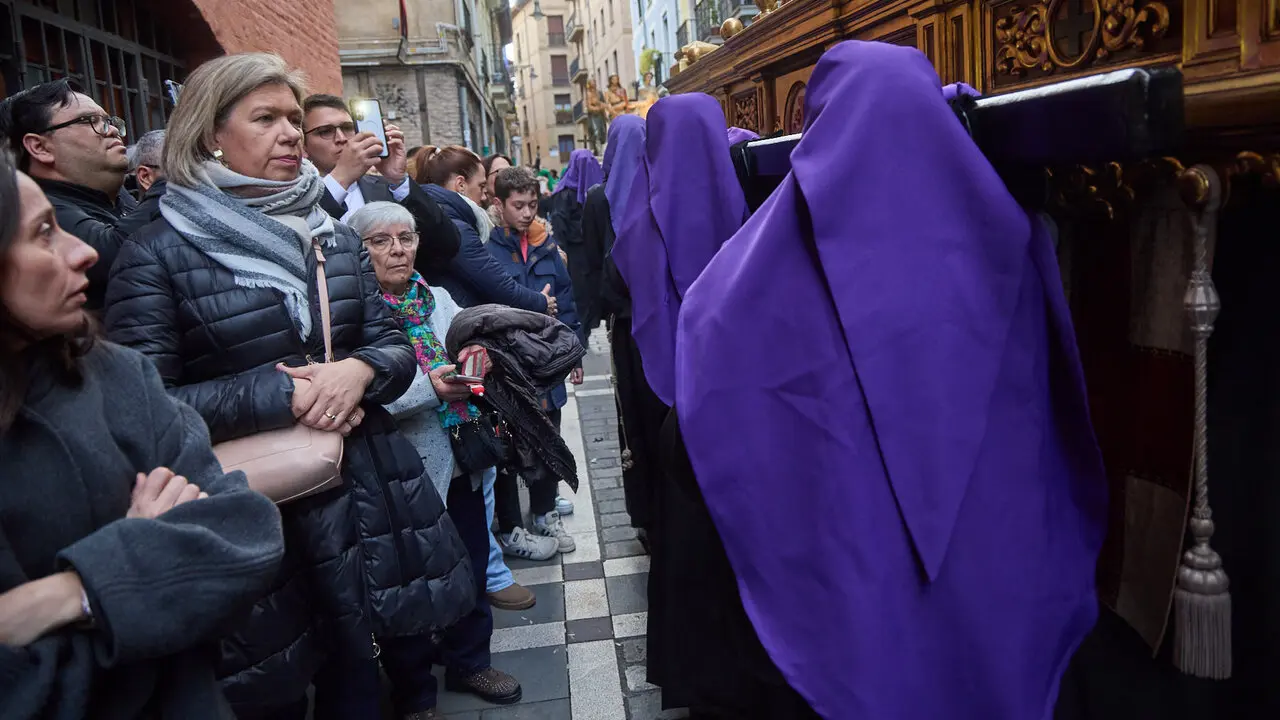 Procesi&oacute;n de Viernes Santo 2026 por las calles de Pamplona. I&Ntilde;IGO ALZUGARAY