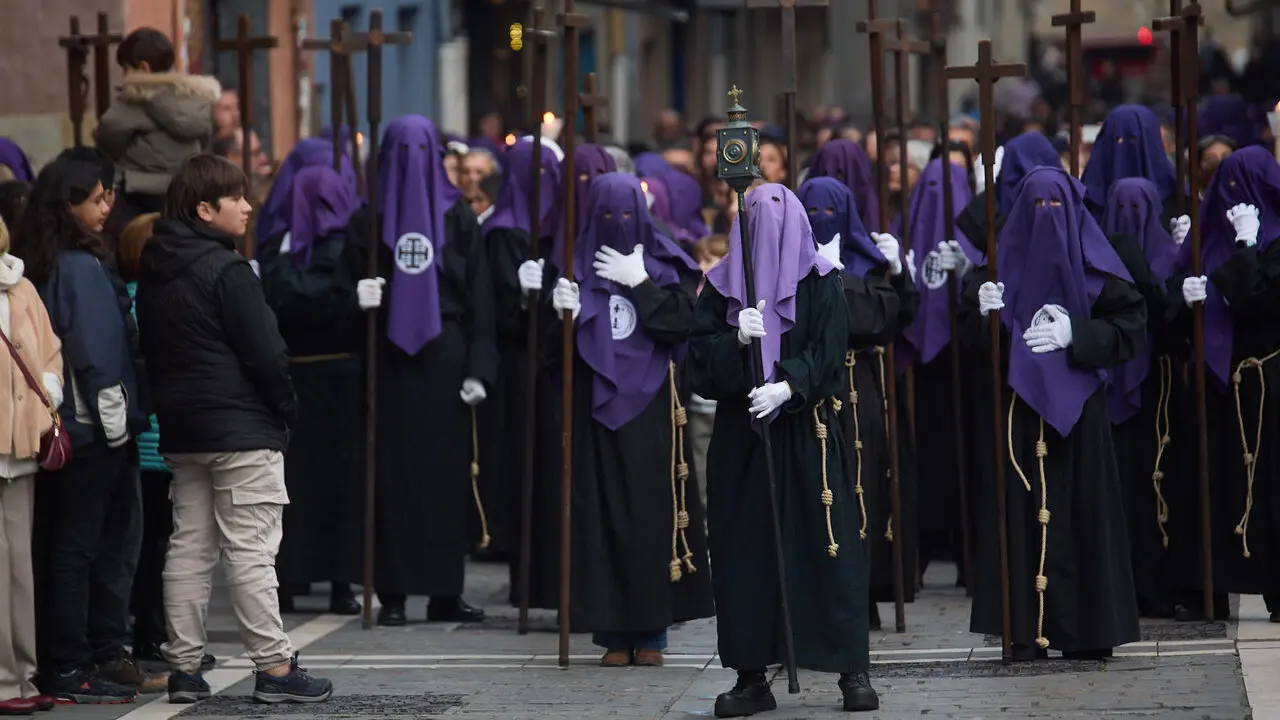 Procesi&oacute;n de Viernes Santo 2026 por las calles de Pamplona. I&Ntilde;IGO ALZUGARAY