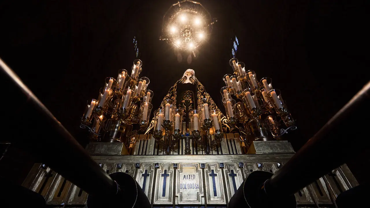 Procesi&oacute;n de Viernes Santo 2026 por las calles de Pamplona. I&Ntilde;IGO ALZUGARAY