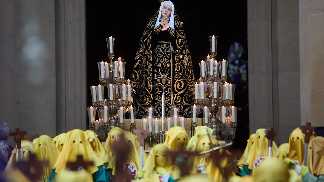 Procesi&oacute;n de Viernes Santo 2026 por las calles de Pamplona. I&Ntilde;IGO ALZUGARAY