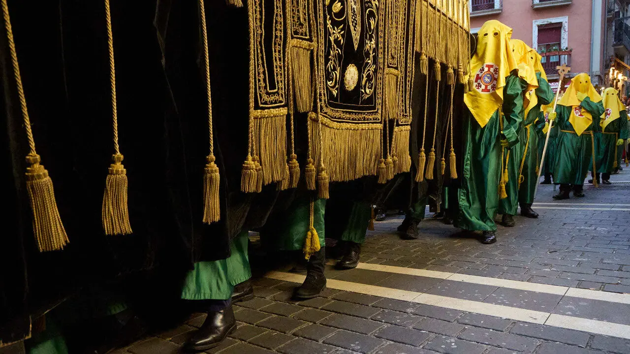 Procesi&oacute;n de Viernes Santo 2026 por las calles de Pamplona. I&Ntilde;IGO ALZUGARAY