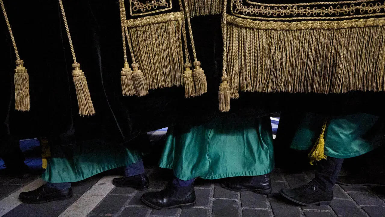 Procesi&oacute;n de Viernes Santo 2026 por las calles de Pamplona. I&Ntilde;IGO ALZUGARAY