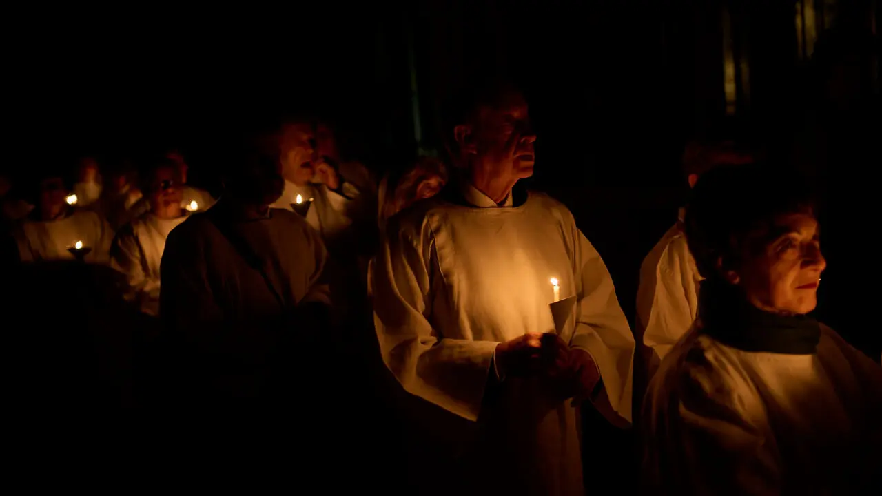 Vigilia Pascual en la Catedral de Pamplona durante la Semana Santa de 2026. PABLO LASAOSA