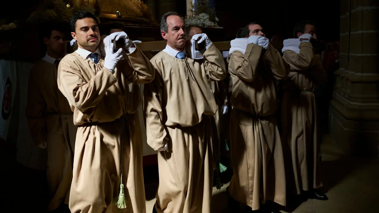 Procesi&oacute;n del Resucitado durante la Semana Santa 2026. PABLO LASAOSA