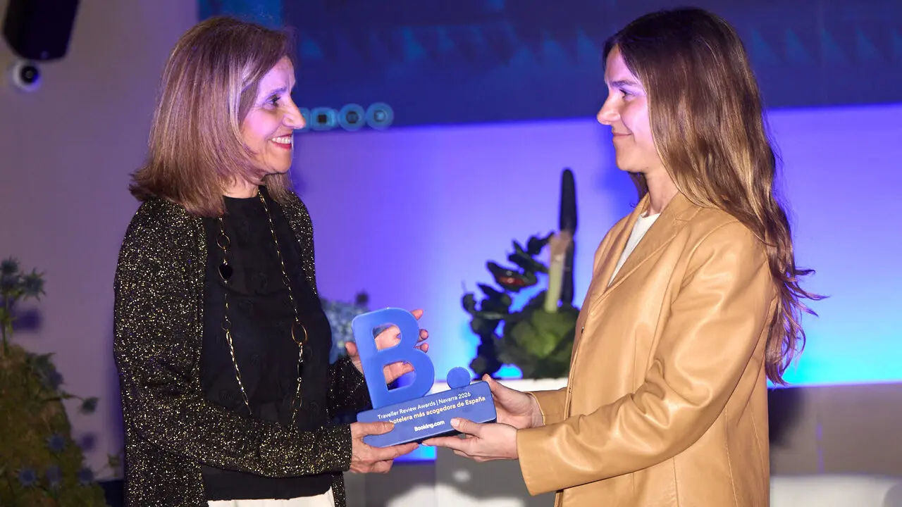 Entrega de los Traveller Review Awards 2026 que reconocen a los alojamientos y destinos m&aacute;s acogedores y que en esta ocasi&oacute;n sit&uacute;an a Navarra como la regi&oacute;n m&aacute;s acogedora. I&Ntilde;IGO ALZUGARAY