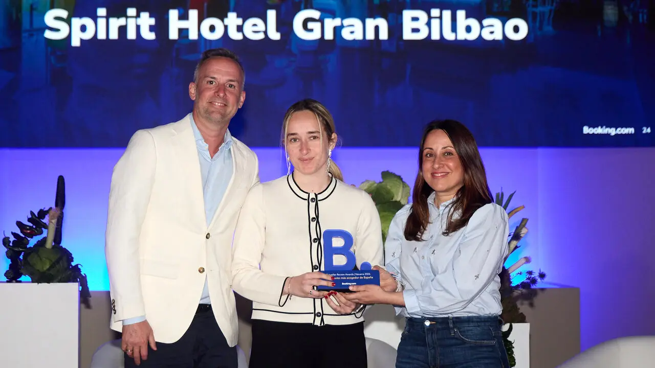 Entrega de los Traveller Review Awards 2026 que reconocen a los alojamientos y destinos m&aacute;s acogedores y que en esta ocasi&oacute;n sit&uacute;an a Navarra como la regi&oacute;n m&aacute;s acogedora. I&Ntilde;IGO ALZUGARAY