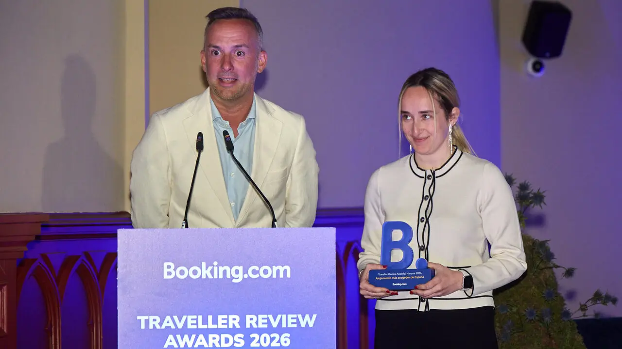 Entrega de los Traveller Review Awards 2026 que reconocen a los alojamientos y destinos m&aacute;s acogedores y que en esta ocasi&oacute;n sit&uacute;an a Navarra como la regi&oacute;n m&aacute;s acogedora. I&Ntilde;IGO ALZUGARAY