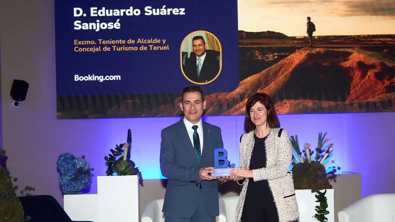 Entrega de los Traveller Review Awards 2026 que reconocen a los alojamientos y destinos m&aacute;s acogedores y que en esta ocasi&oacute;n sit&uacute;an a Navarra como la regi&oacute;n m&aacute;s acogedora. I&Ntilde;IGO ALZUGARAY