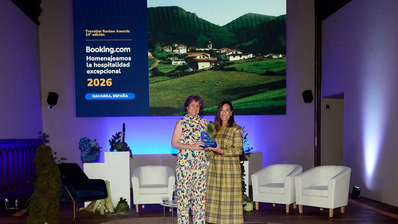 Entrega de los Traveller Review Awards 2026 que reconocen a los alojamientos y destinos m&aacute;s acogedores y que en esta ocasi&oacute;n sit&uacute;an a Navarra como la regi&oacute;n m&aacute;s acogedora. I&Ntilde;IGO ALZUGARAY