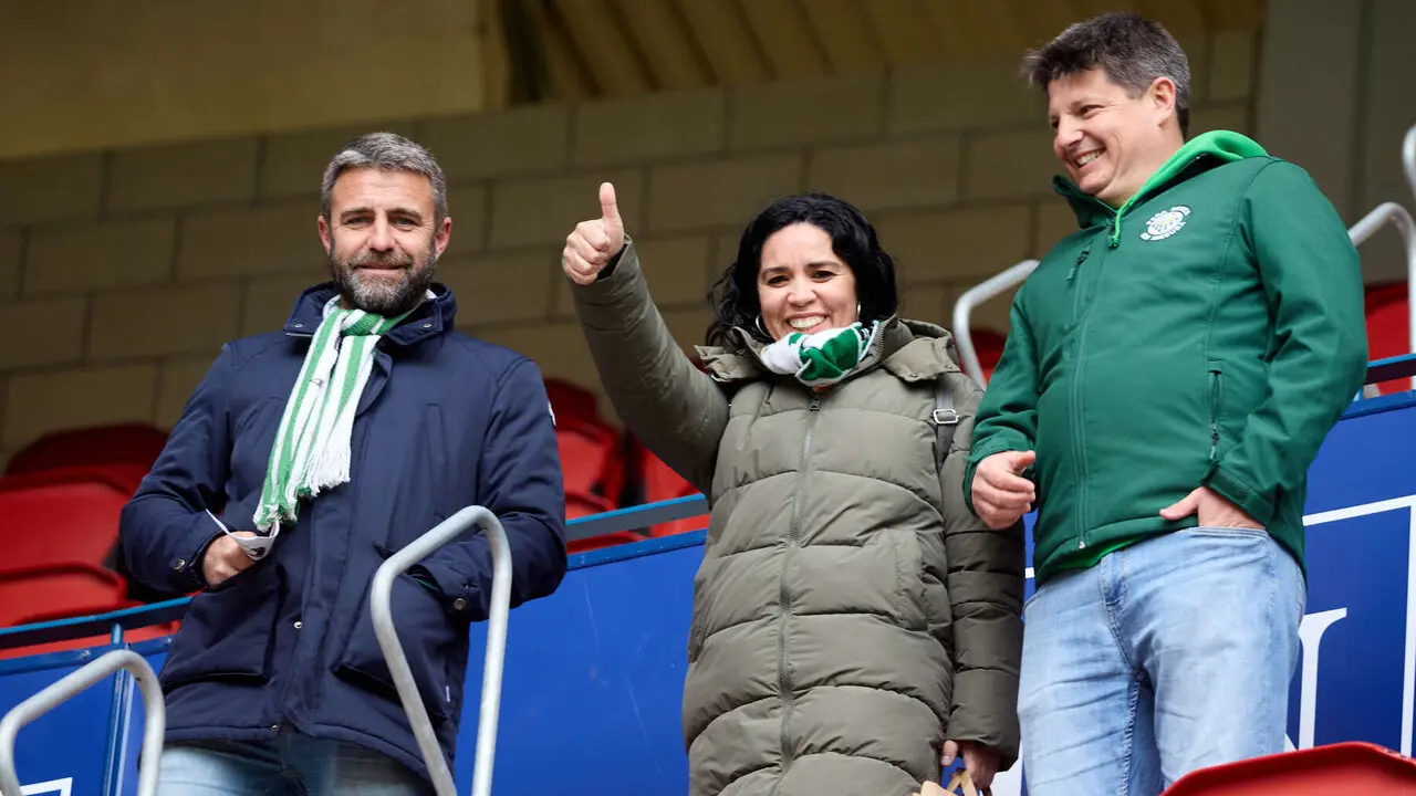 La grada del estadio de El Sadar durante el partido de La Liga EA Sports entre CA Osasuna y Real Betis disputado en Pamplona. I&Ntilde;IGO ALZUGARAY