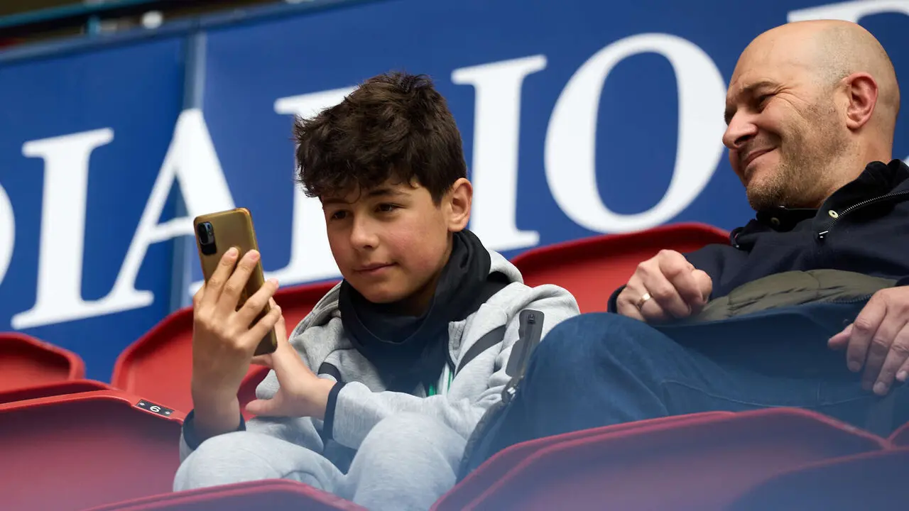 La grada del estadio de El Sadar durante el partido de La Liga EA Sports entre CA Osasuna y Real Betis disputado en Pamplona. I&Ntilde;IGO ALZUGARAY