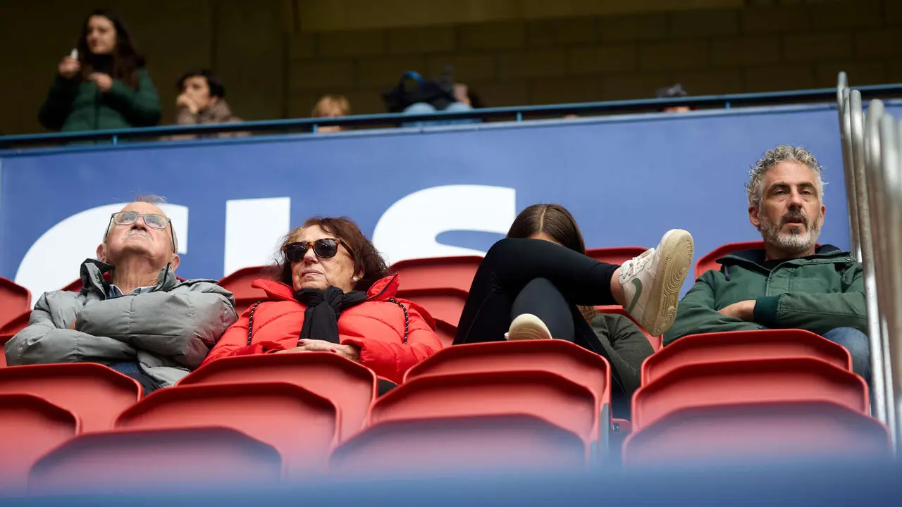 La grada del estadio de El Sadar durante el partido de La Liga EA Sports entre CA Osasuna y Real Betis disputado en Pamplona. I&Ntilde;IGO ALZUGARAY