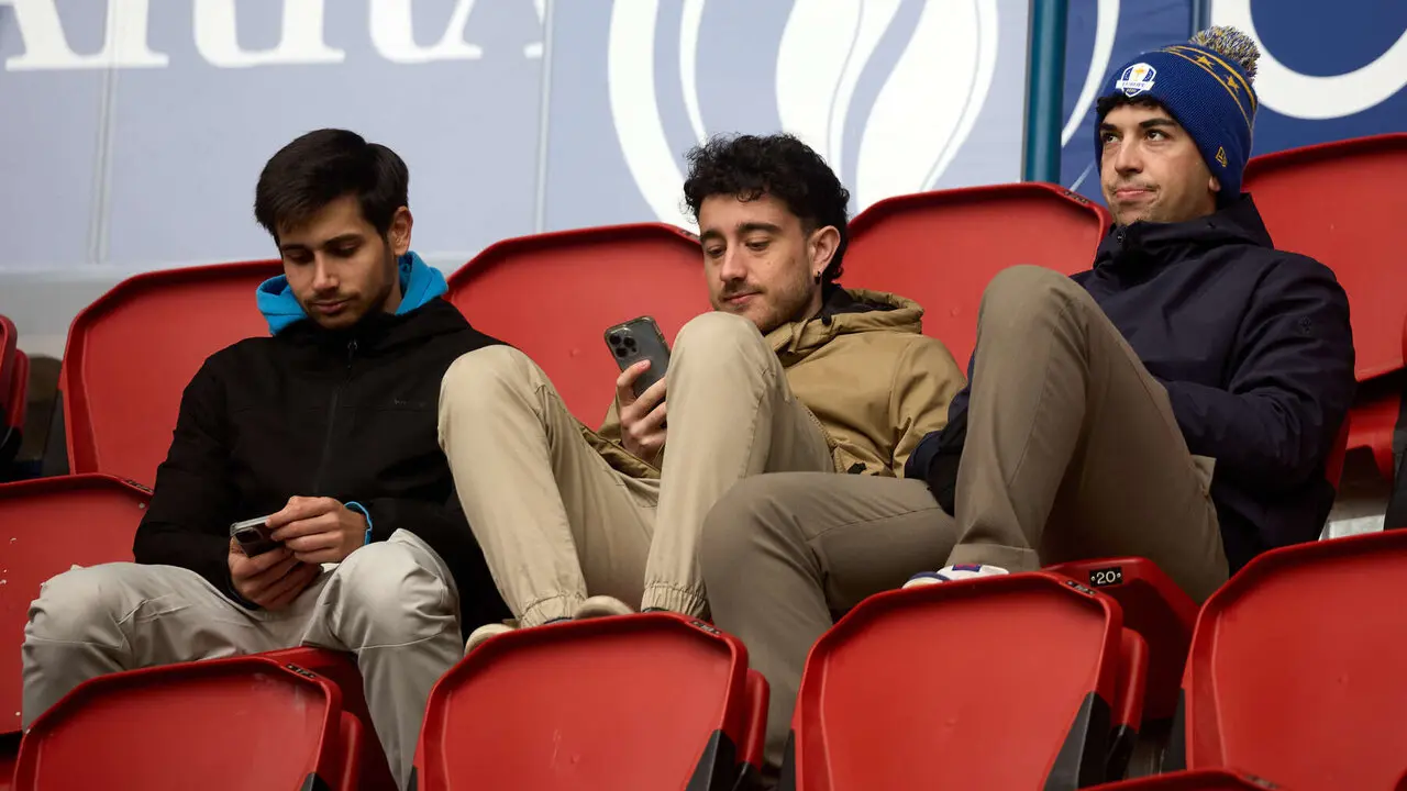 La grada del estadio de El Sadar durante el partido de La Liga EA Sports entre CA Osasuna y Real Betis disputado en Pamplona. I&Ntilde;IGO ALZUGARAY