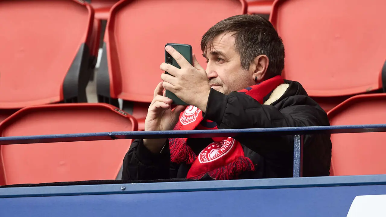 La grada del estadio de El Sadar durante el partido de La Liga EA Sports entre CA Osasuna y Real Betis disputado en Pamplona. I&Ntilde;IGO ALZUGARAY