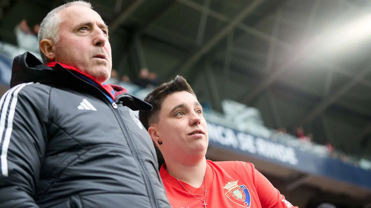 La grada del estadio de El Sadar durante el partido de La Liga EA Sports entre CA Osasuna y Real Betis disputado en Pamplona. I&Ntilde;IGO ALZUGARAY
