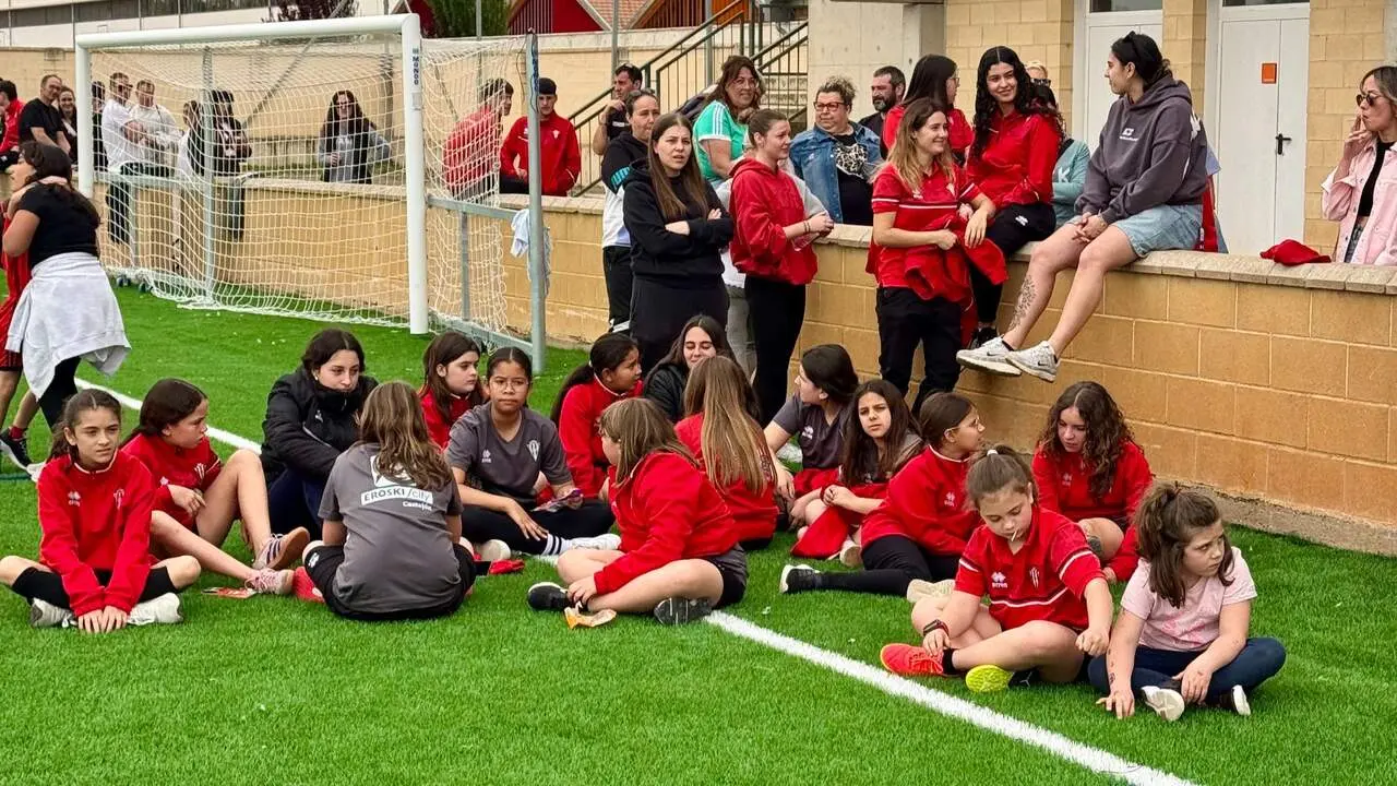 Inauguraci&oacute;n del campo de f&uacute;tbol de Castej&oacute;n. CEDIDA