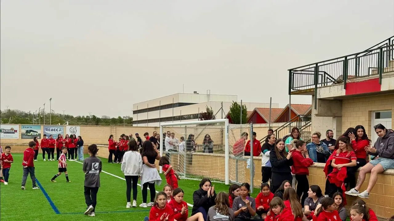 Inauguraci&oacute;n del campo de f&uacute;tbol de Castej&oacute;n. CEDIDA