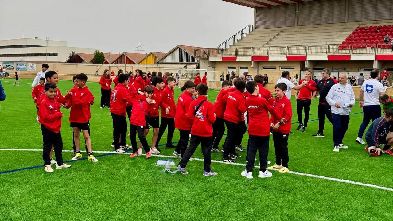 Inauguraci&oacute;n del campo de f&uacute;tbol de Castej&oacute;n. CEDIDA