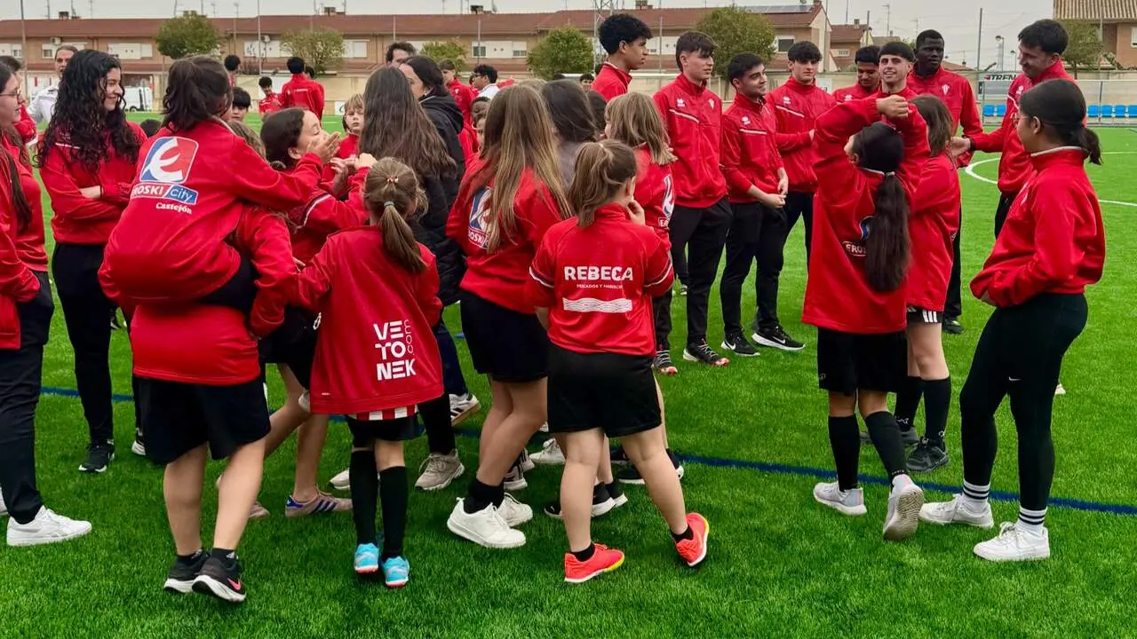 Inauguraci&oacute;n del campo de f&uacute;tbol de Castej&oacute;n. CEDIDA