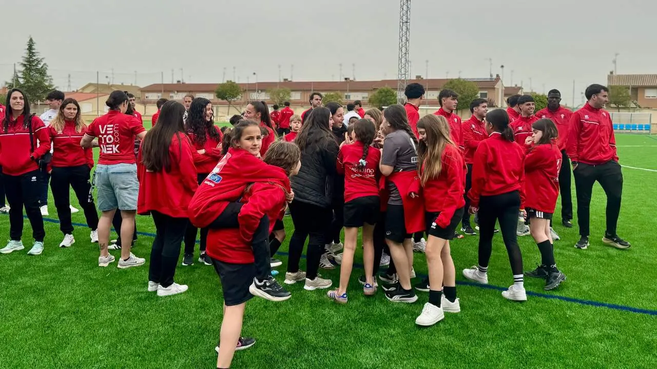 Inauguraci&oacute;n del campo de f&uacute;tbol de Castej&oacute;n. CEDIDA