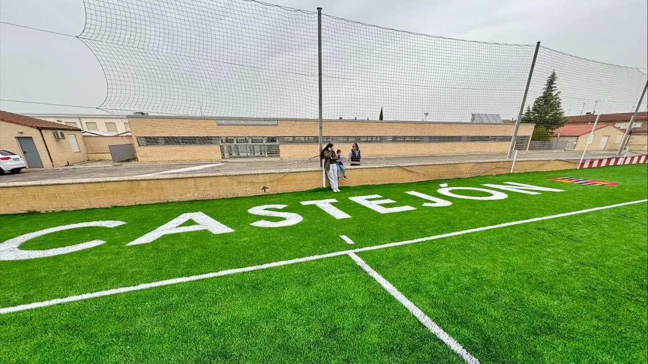Inauguraci&oacute;n del campo de f&uacute;tbol de Castej&oacute;n. CEDIDA