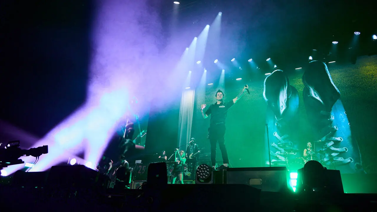 Concierto de Dani Mart&iacute;n en el pabell&oacute;n Navarra Arena dentro de su &lsquo;Gira 25 p*t*s a&ntilde;os' , un completo repaso por los temas m&aacute;s ic&oacute;nicos de estos 25 a&ntilde;os. I&Ntilde;IGO ALZUGARAY