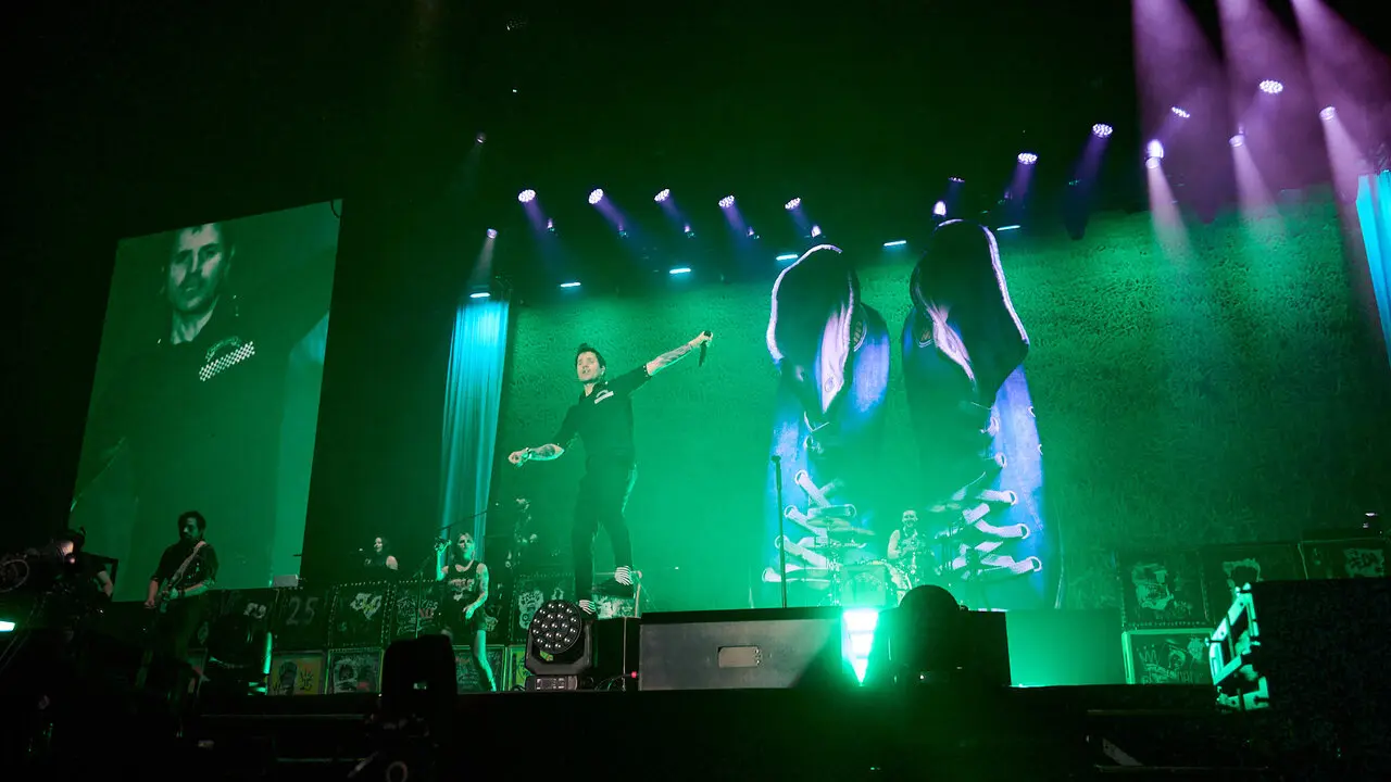 Concierto de Dani Mart&iacute;n en el pabell&oacute;n Navarra Arena dentro de su &lsquo;Gira 25 p*t*s a&ntilde;os' , un completo repaso por los temas m&aacute;s ic&oacute;nicos de estos 25 a&ntilde;os. I&Ntilde;IGO ALZUGARAY