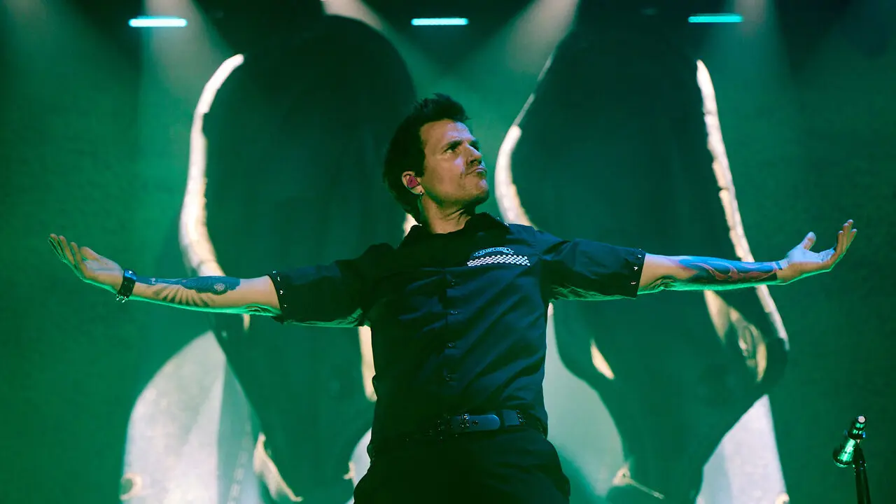 Concierto de Dani Mart&iacute;n en el pabell&oacute;n Navarra Arena dentro de su &lsquo;Gira 25 p*t*s a&ntilde;os' , un completo repaso por los temas m&aacute;s ic&oacute;nicos de estos 25 a&ntilde;os. I&Ntilde;IGO ALZUGARAY