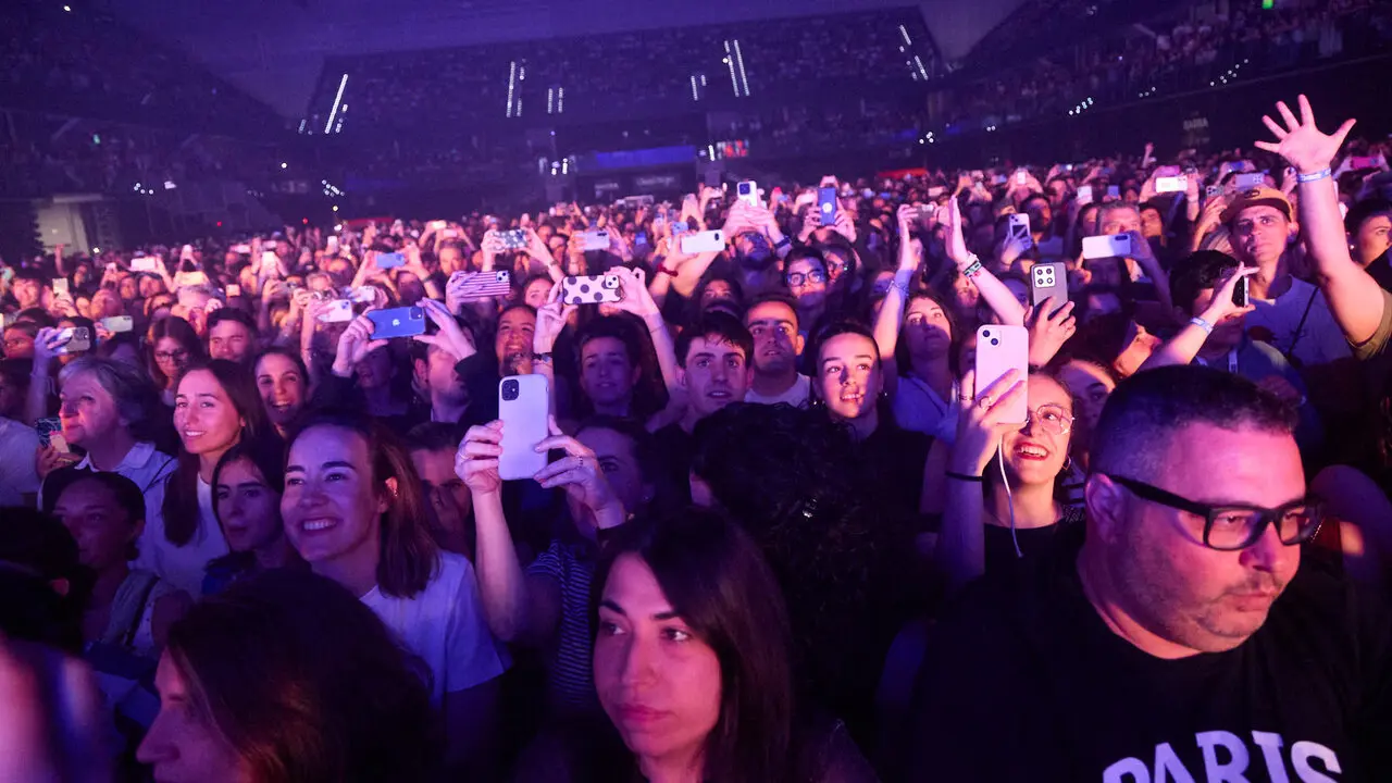 Concierto de Dani Mart&iacute;n en el pabell&oacute;n Navarra Arena dentro de su &lsquo;Gira 25 p*t*s a&ntilde;os' , un completo repaso por los temas m&aacute;s ic&oacute;nicos de estos 25 a&ntilde;os. I&Ntilde;IGO ALZUGARAY