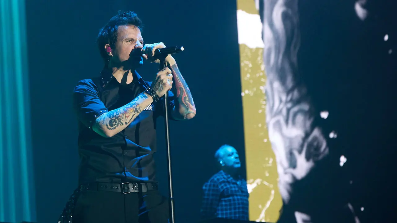 Concierto de Dani Mart&iacute;n en el pabell&oacute;n Navarra Arena dentro de su &lsquo;Gira 25 p*t*s a&ntilde;os' , un completo repaso por los temas m&aacute;s ic&oacute;nicos de estos 25 a&ntilde;os. I&Ntilde;IGO ALZUGARAY