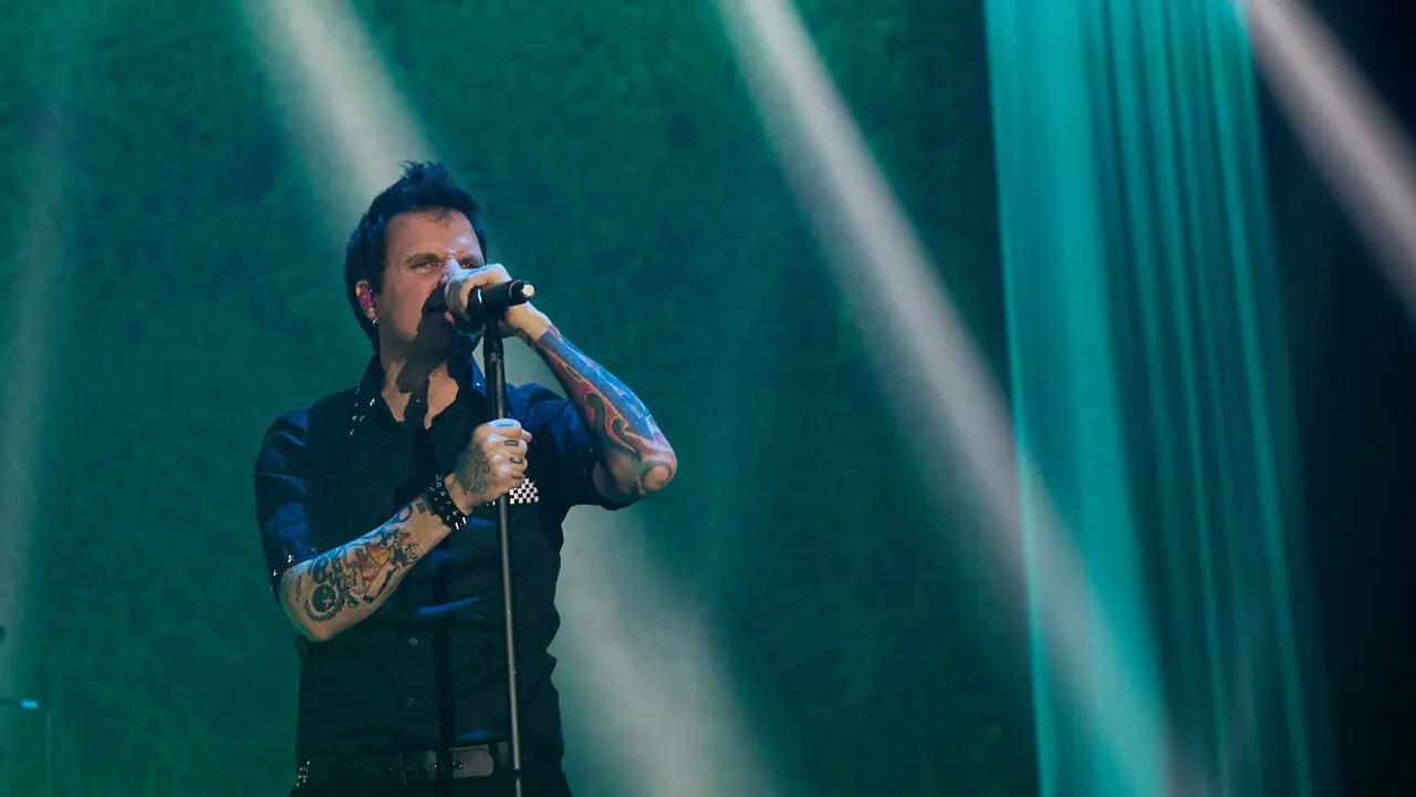 Concierto de Dani Mart&iacute;n en el pabell&oacute;n Navarra Arena dentro de su &lsquo;Gira 25 p*t*s a&ntilde;os' , un completo repaso por los temas m&aacute;s ic&oacute;nicos de estos 25 a&ntilde;os. I&Ntilde;IGO ALZUGARAY