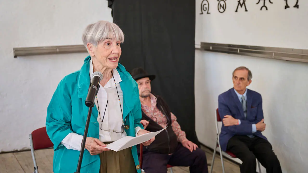 Una obra del pintor Carlos Franco anuncia la Feria del Toro de los Sanfermines de 2026. PABLO LASAOSA