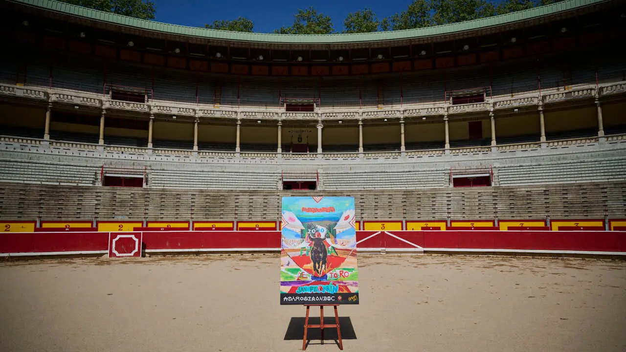 Una obra del pintor Carlos Franco anuncia la Feria del Toro de los Sanfermines de 2026. PABLO LASAOSA
