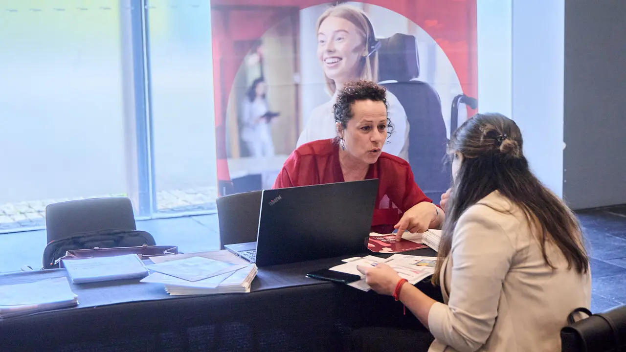Feria de empleo 'Navarra Jobs 2026' en Baluarte. I&Ntilde;IGO ALZUGARAY