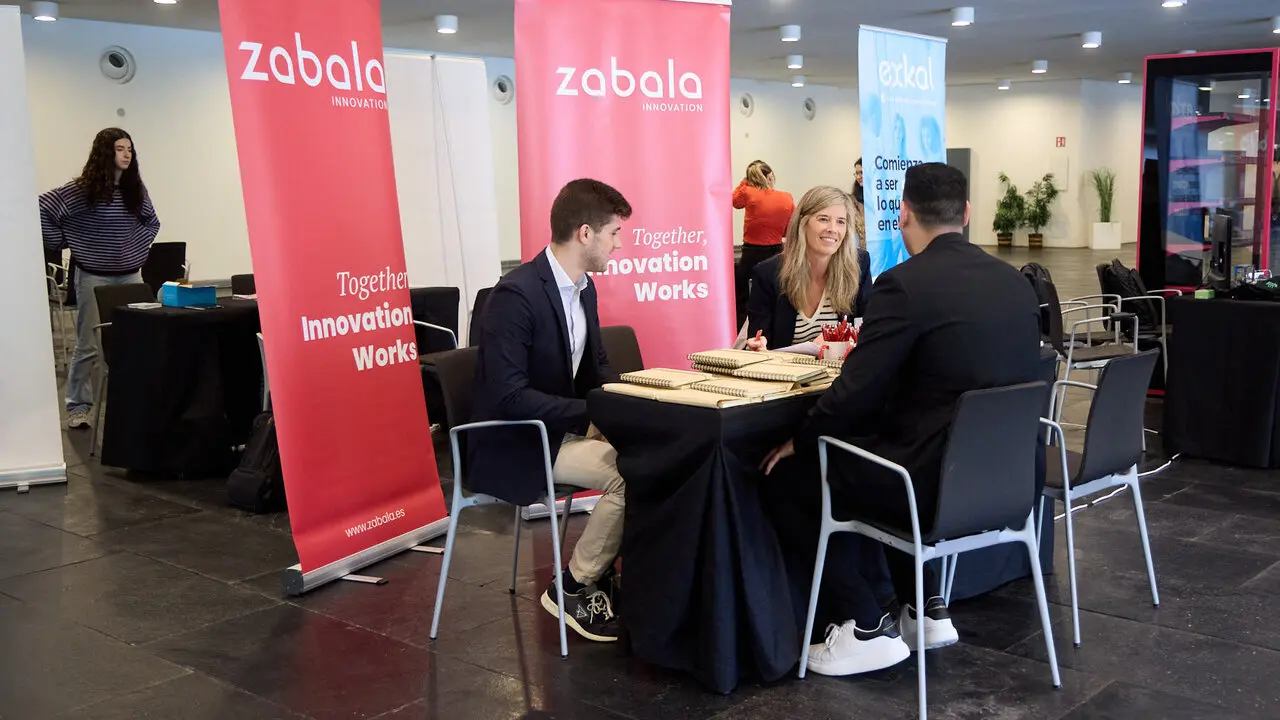 Feria de empleo 'Navarra Jobs 2026' en Baluarte. I&Ntilde;IGO ALZUGARAY