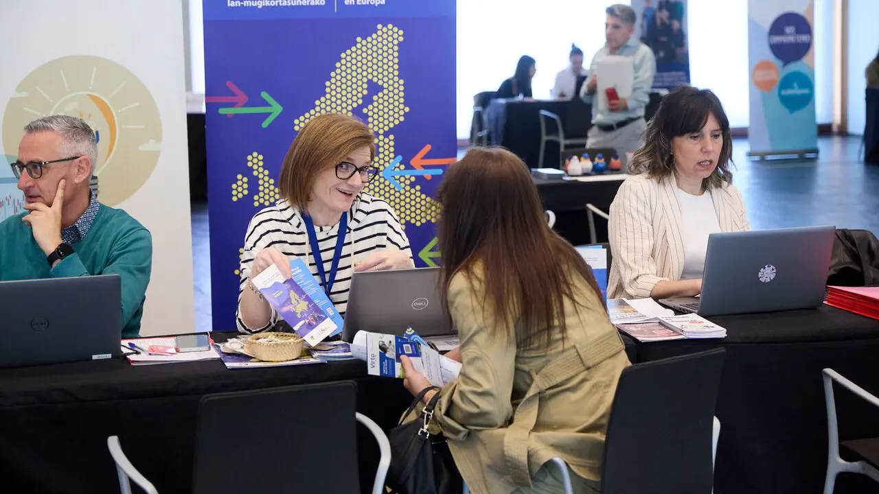 Feria de empleo 'Navarra Jobs 2026' en Baluarte. I&Ntilde;IGO ALZUGARAY