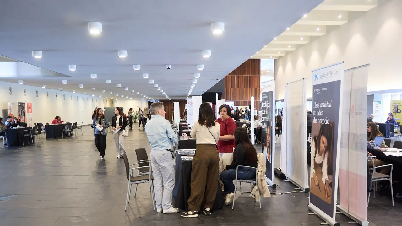 Feria de empleo 'Navarra Jobs 2026' en Baluarte. I&Ntilde;IGO ALZUGARAY