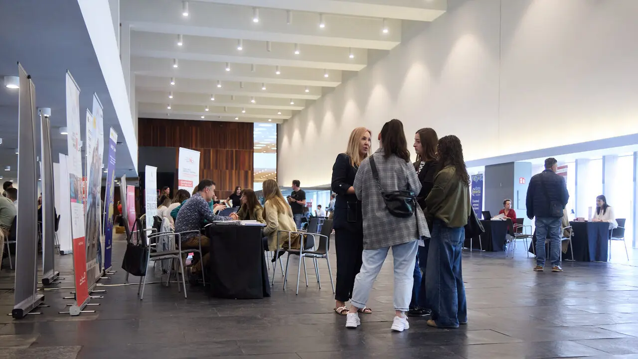 Feria de empleo 'Navarra Jobs 2026' en Baluarte. I&Ntilde;IGO ALZUGARAY
