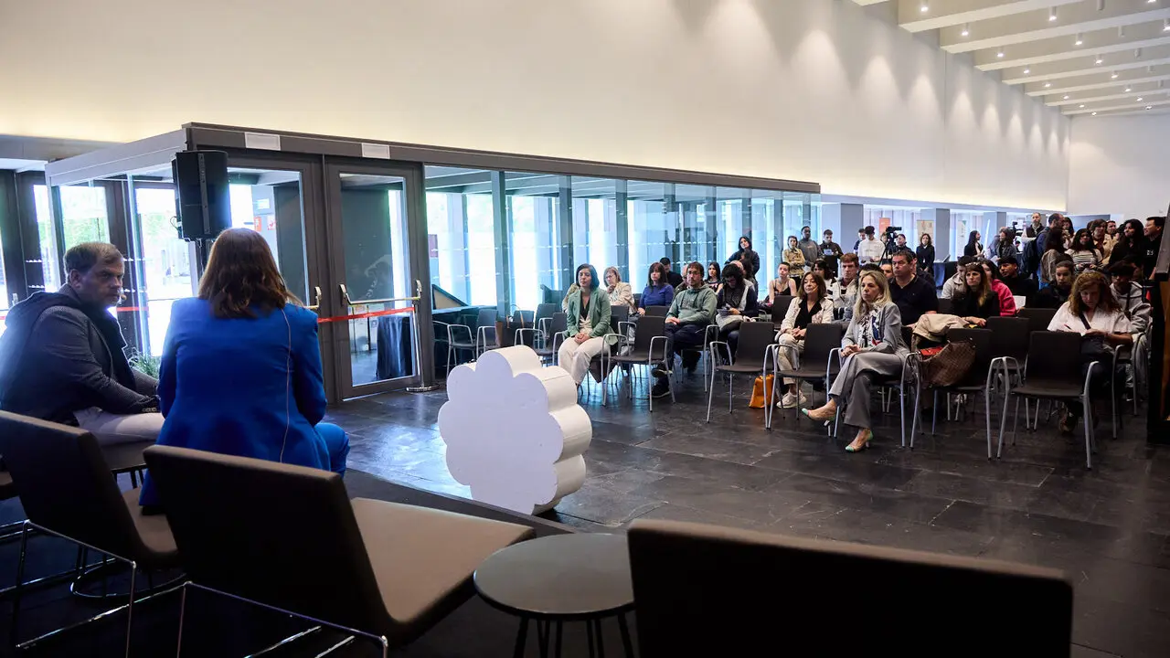 Feria de empleo 'Navarra Jobs 2026' en Baluarte. I&Ntilde;IGO ALZUGARAY