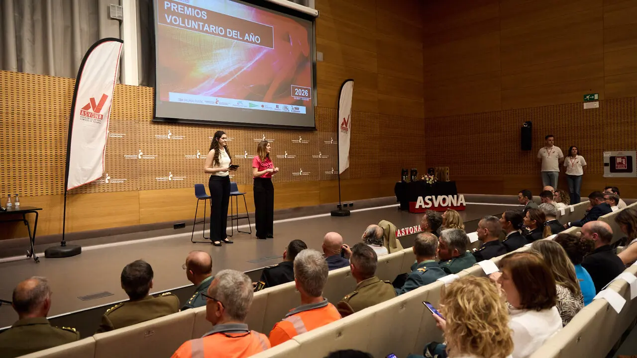 La Asociaci&oacute;n de Voluntarios Ol&iacute;mpicos de Navarra (ASVONA) celebra la XII Gala de entrega del premio voluntario del a&ntilde;o ASVONA. I&Ntilde;IGO ALZUGARAY