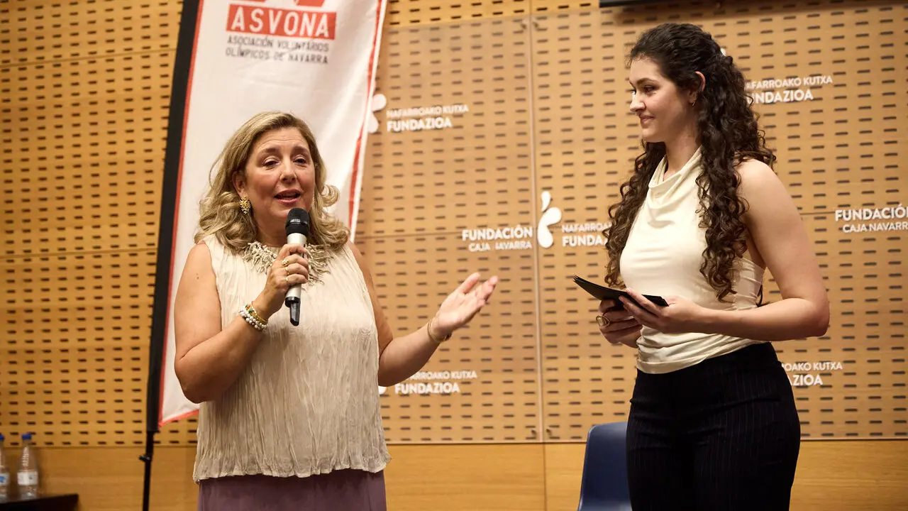La Asociaci&oacute;n de Voluntarios Ol&iacute;mpicos de Navarra (ASVONA) celebra la XII Gala de entrega del premio voluntario del a&ntilde;o ASVONA. I&Ntilde;IGO ALZUGARAY