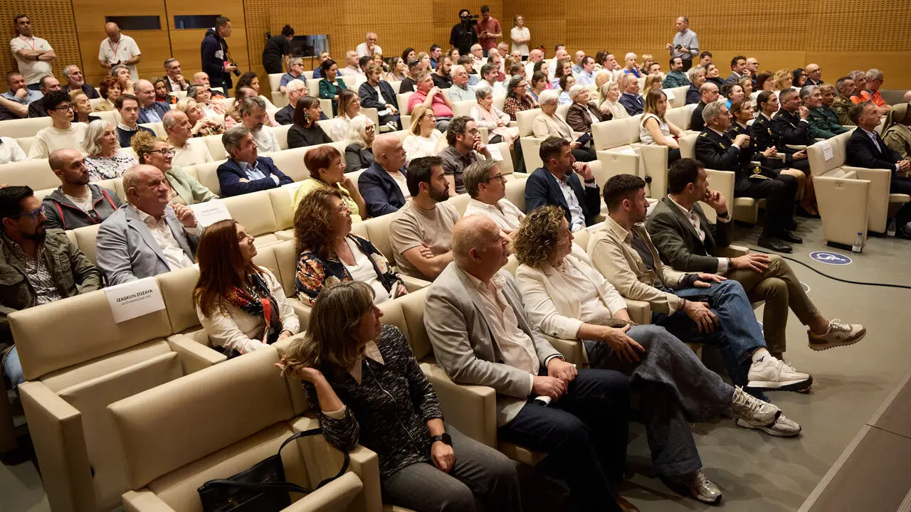 La Asociaci&oacute;n de Voluntarios Ol&iacute;mpicos de Navarra (ASVONA) celebra la XII Gala de entrega del premio voluntario del a&ntilde;o ASVONA. I&Ntilde;IGO ALZUGARAY