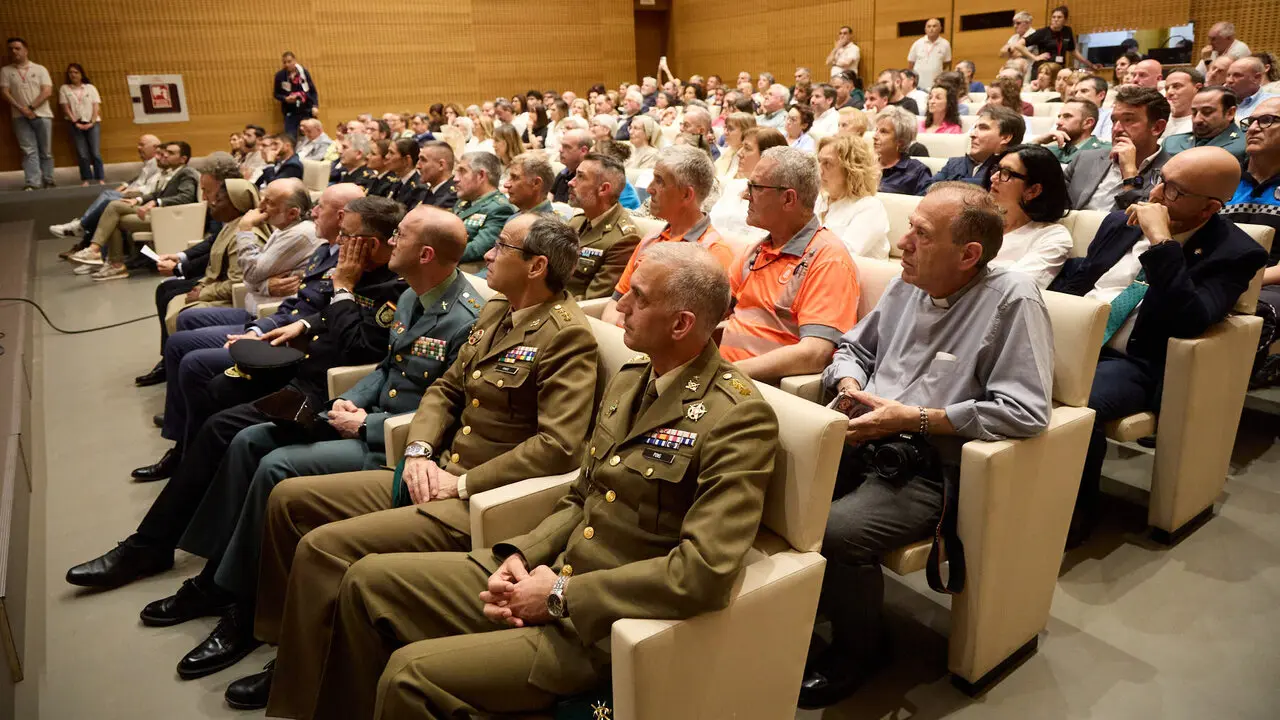 La Asociaci&oacute;n de Voluntarios Ol&iacute;mpicos de Navarra (ASVONA) celebra la XII Gala de entrega del premio voluntario del a&ntilde;o ASVONA. I&Ntilde;IGO ALZUGARAY
