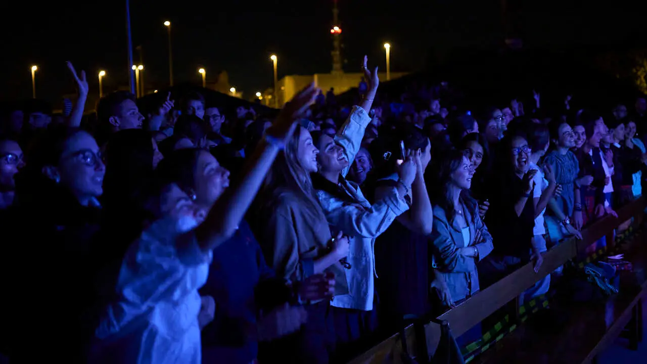 El seminario acoge un encuentro de j&oacute;venes con un concierto de Hakuna que se incluye dentro de la jornada mundial de oraci&oacute;n por las vocaciones. PABLO LASAOSA