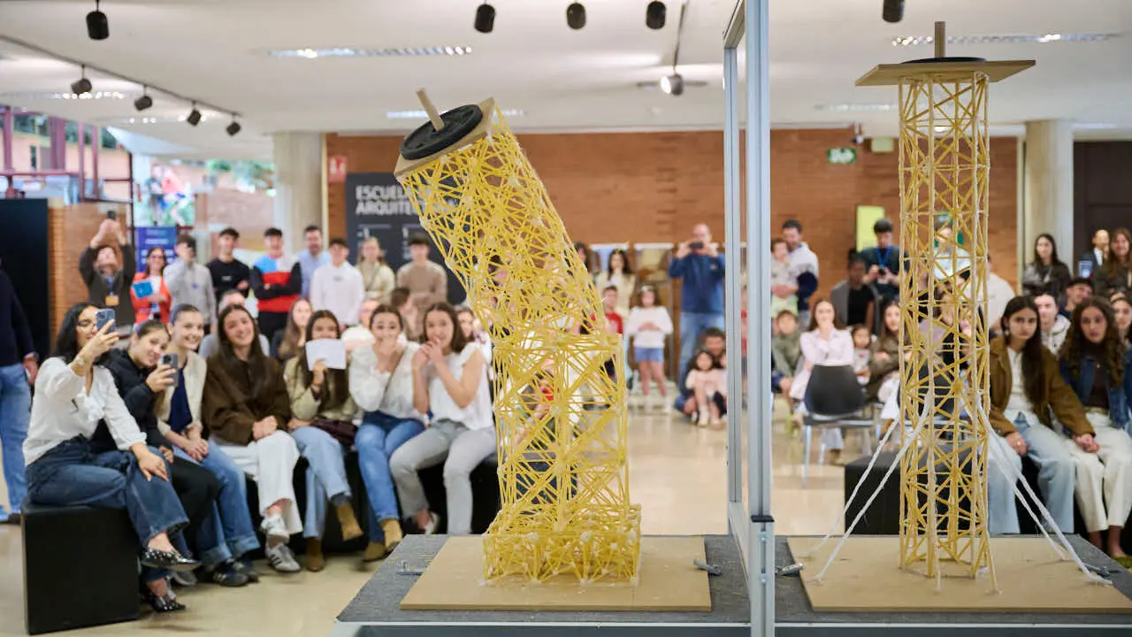 Concurso nacional de estructuras con espaguetis. Escuela de Arquitectura de la Universidad de Navarra. PABLO LASAOSA