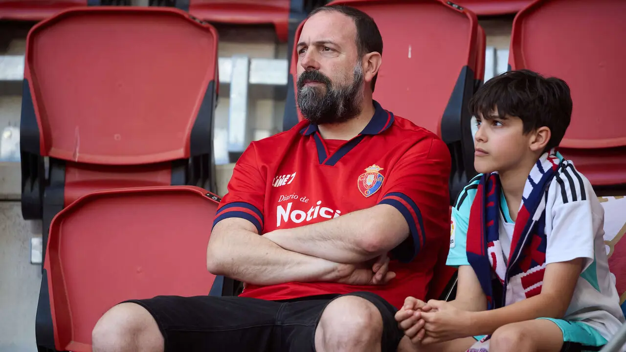 La grada del estadio de El Sadar durante el partido de La Liga EA Sports entre CA Osasuna y Sevilla FC disputado en Pamplona. I&Ntilde;IGO ALZUGARAY